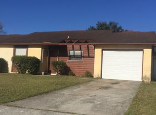 10732 Meadowlea Cir W, Jacksonville, FL 32218