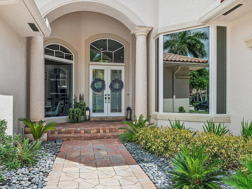 1st image of 10821 Blue Palm Street