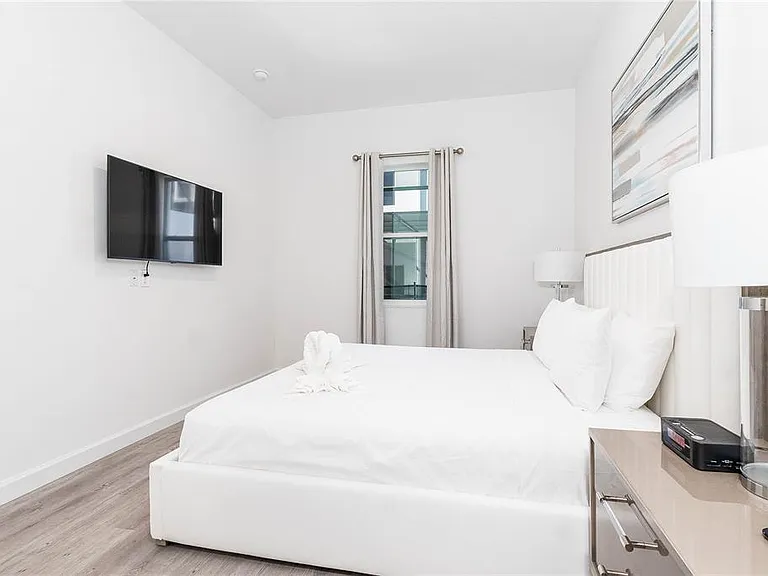 277 Famagusta Dr — Photo 19