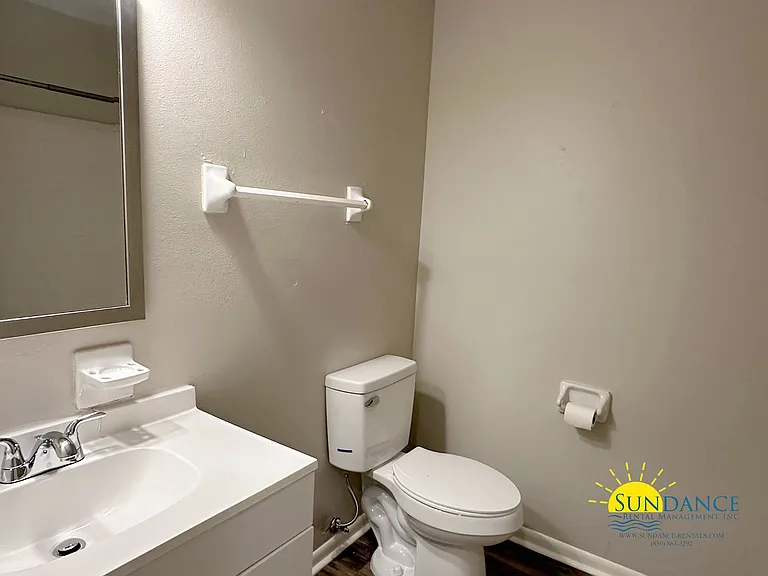 3250 Redwood Ln #B — Photo 8