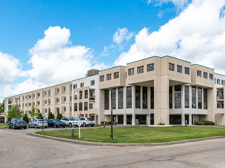 Pleasantwood Apartments and Townhomes — Photo 16