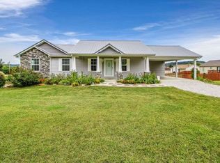 532 Glenview Dr, Horse Cave, KY 42749