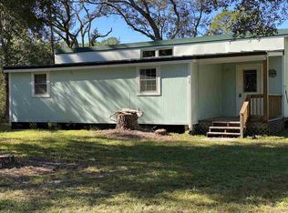 98 Ed Hartsfield Rd, Panacea, FL 32346