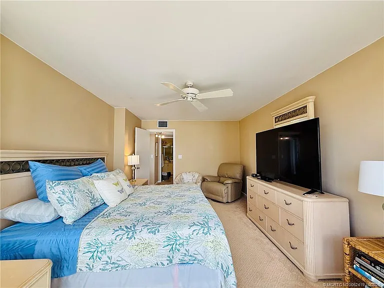 9500 S Ocean Dr #1310 — Photo 41