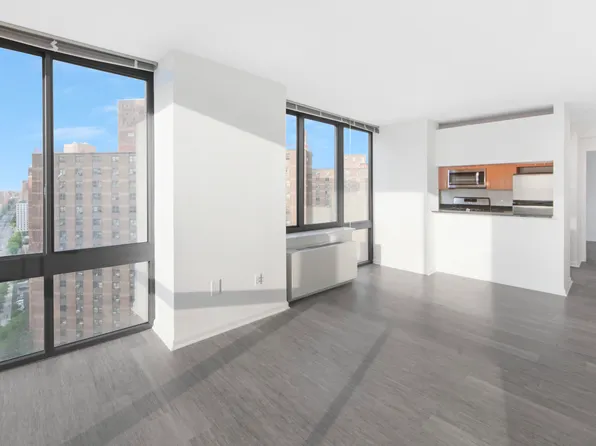 408 East 92nd Street image 2 of 15