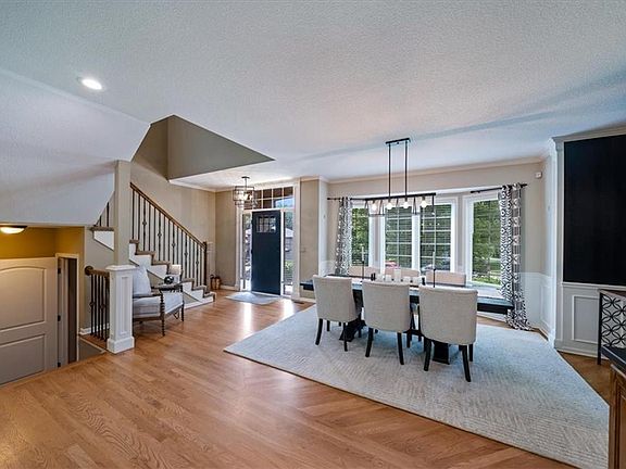5th image of 22726 W 44th St