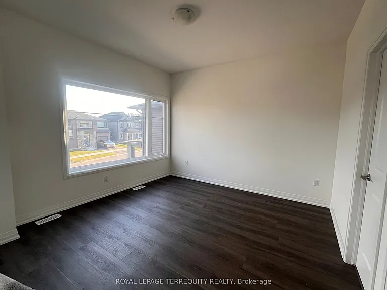 119 Acacia Rd — Photo 21