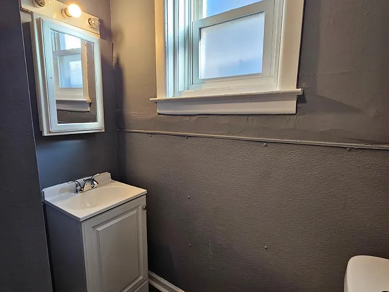 Unit Photo