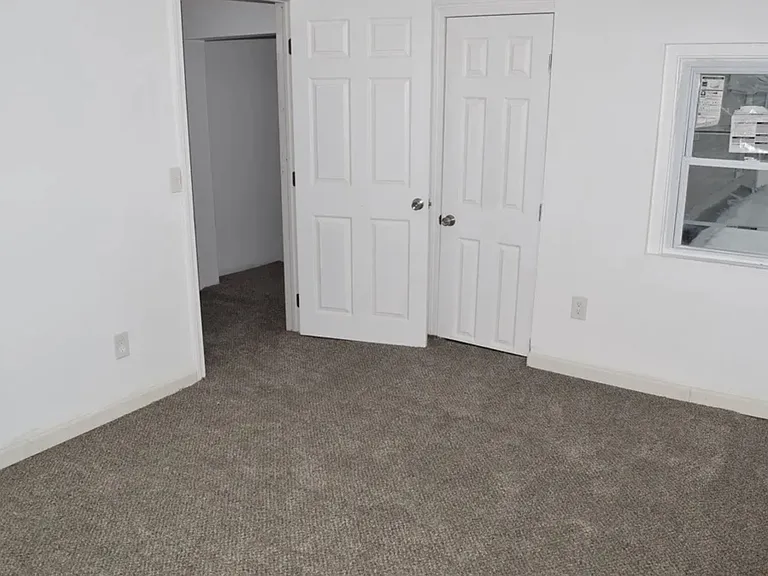 64-66 Circular Ave #64-66 — Photo 16