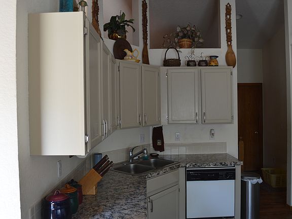 2nd image of 538 Christine Ct