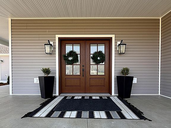 3rd image of 3 Persimmon Ln