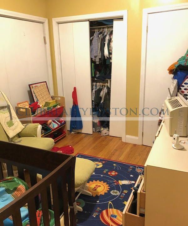 1st image of 20 Leamington Rd #1