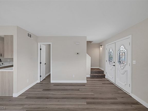 2nd image of 3539 Villa Knolls South Dr #0