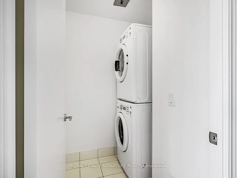608 Richmond St W #1402 — Photo 23