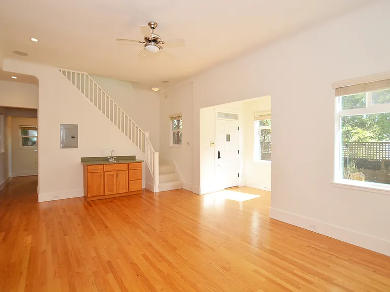 869 Fell St — Photo 2