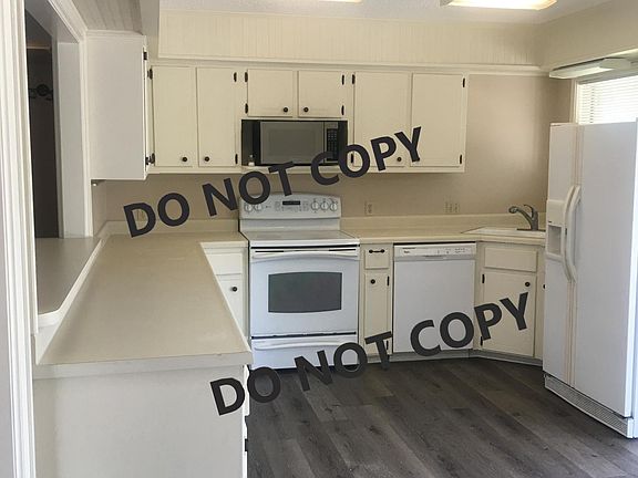 5th image of 622 Guadalupe St