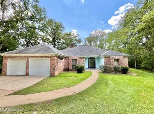 2074 Lake Copiah Rd, Crystal Springs, MS 39059