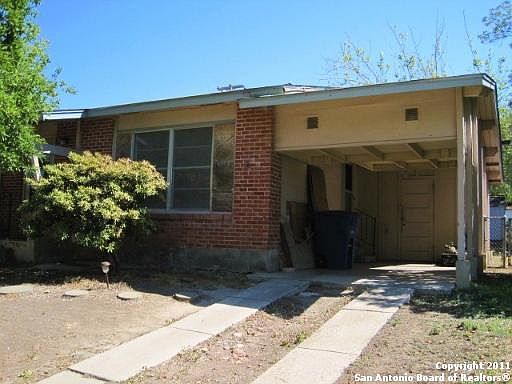 4th image of 2402 SPICEWOOD DR