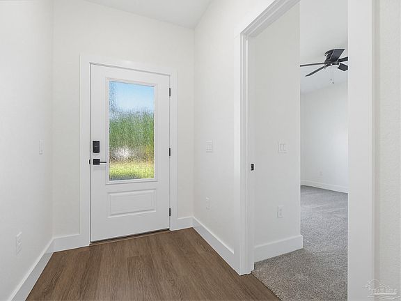 4th image of 5724 Riviera Dr