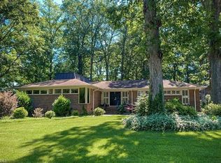 3102 Greenbrook Dr, Greensboro, NC 27408