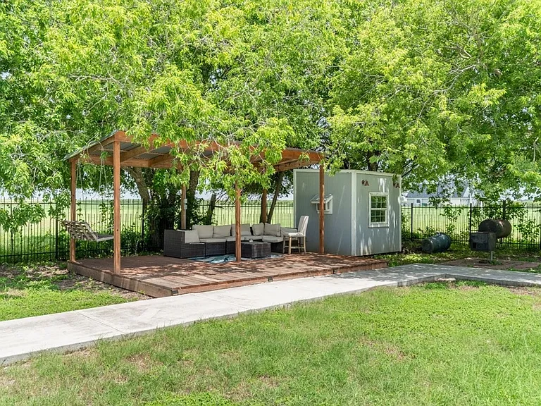 5460 Farm To Market Rd #973 — Photo 21