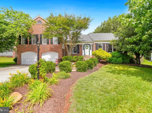 8646 Bannerwood Dr, Manassas, VA 20109
