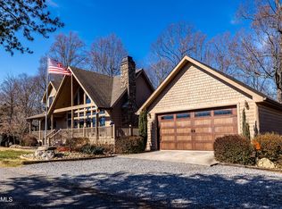 216 Meadow Rd, Friendsville, TN 37737