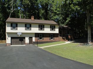 7052 Hanna Dr, Mechanicsville, VA 23111