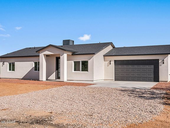 2nd image of 115 Escocia Ct