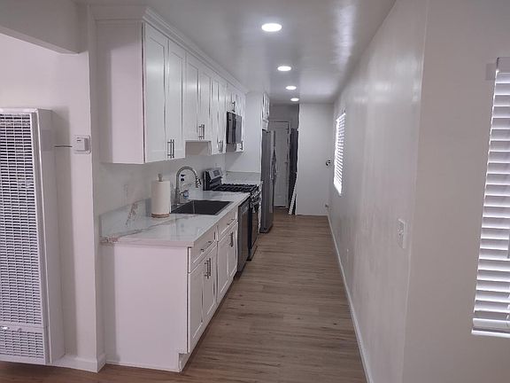4th image of 265 Tremont St