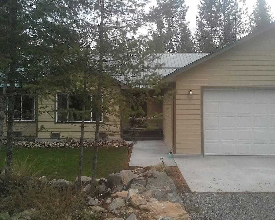 Front of house with garage