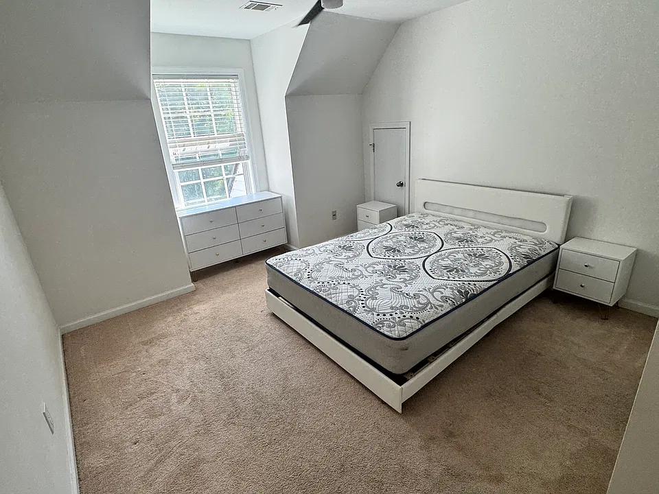 5914 Mount Water Trl