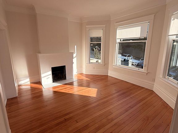2nd image of 1152 Green St