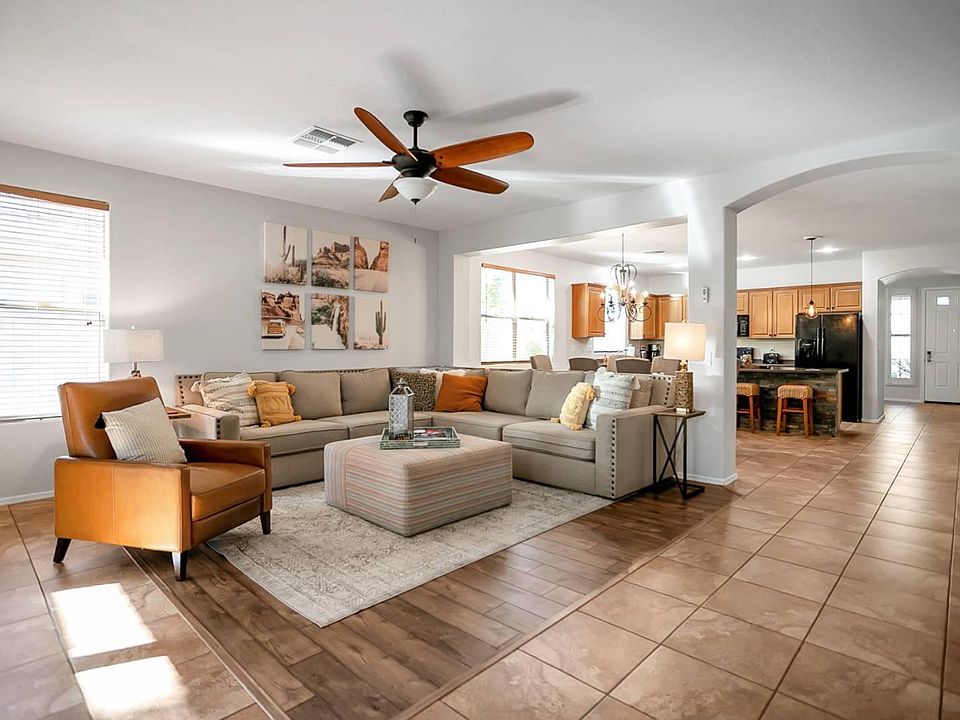 1st image of 3109 W Via De Pedro Miguel