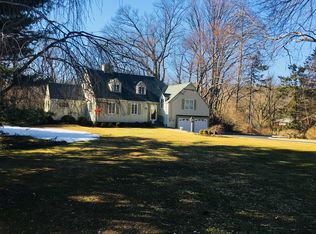 37 Old Well Rd, Purchase, NY 10577