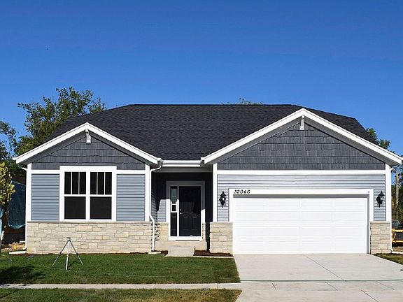 Camden craftsman elevation 2 car garage William Ryan Homes