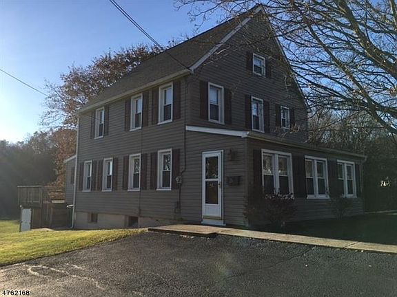 3rd image of 26 Ashford St