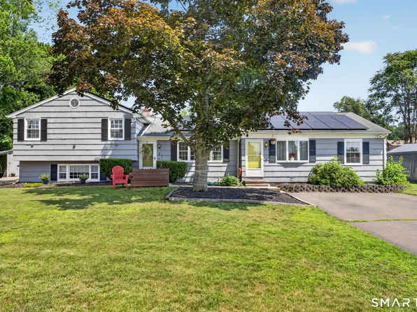5 Beatrice Drive, North Haven, CT 06473