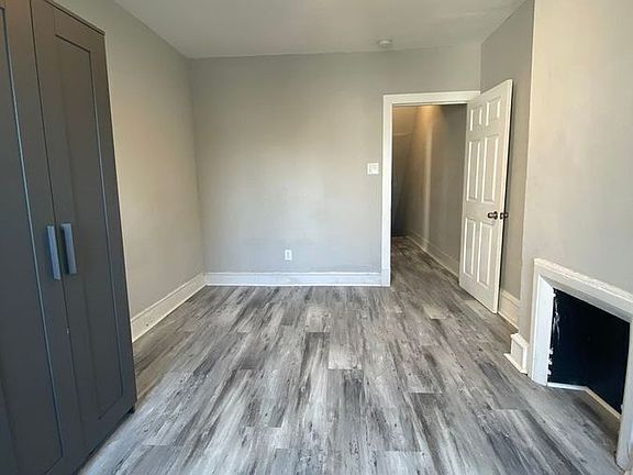 4th image of 3947 Haverford Ave #B