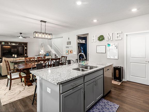 5th image of 5816 Wynnewood Dr