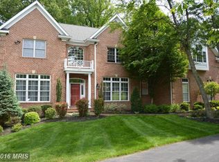 9541 Noory Ct, Vienna, VA 22182