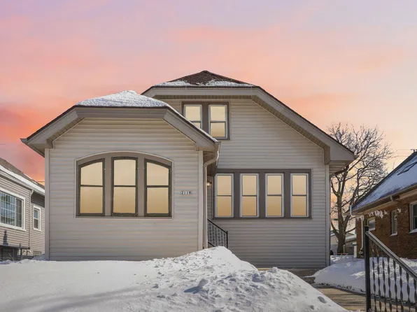 2118 North 61st STREET, Wauwatosa, WI 53213