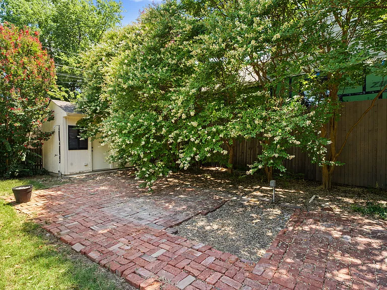 3881 Gaspar Dr — Photo 38