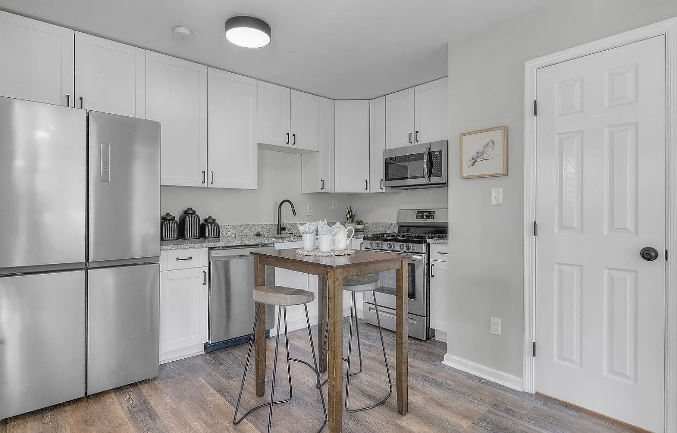 1 bed, 800 sqft, $1,775 — Photo 4