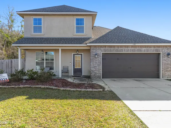 836 Reunion Place Cir, Biloxi, MS 39532