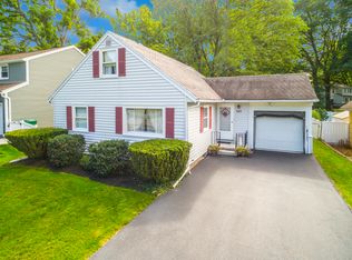343 Eaton Rd, Rochester, NY 14617