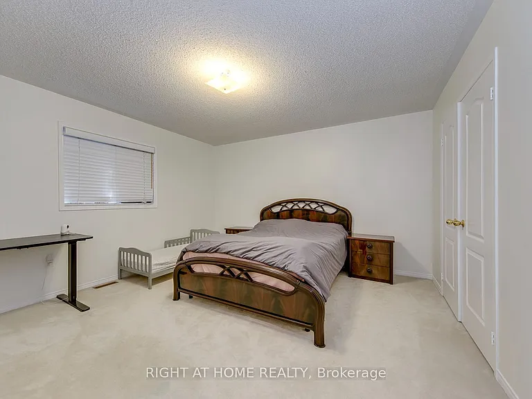 2244 Overfield Rd — Photo 32