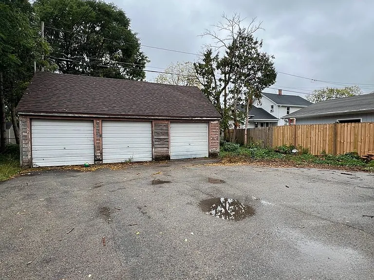 1511 Oregon St — Photo 22