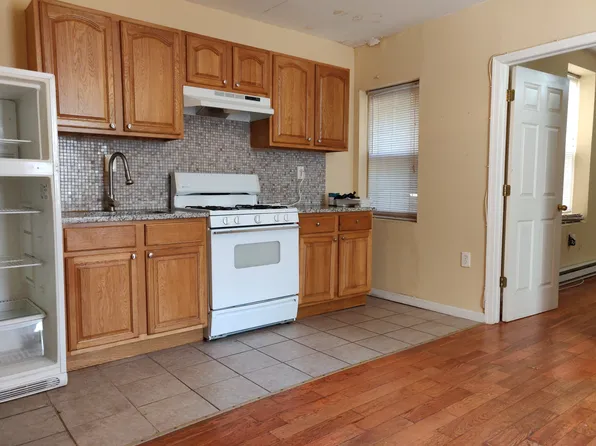 43 S 45th St, Philadelphia, PA 19104