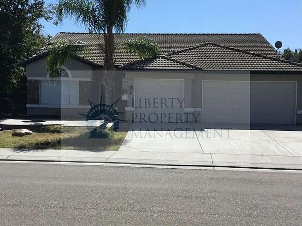 2402 Sailboat Ct
